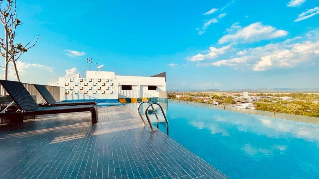 Imperio Professional Suites @ Fd Homestay ألور سيتار المظهر الخارجي الصورة